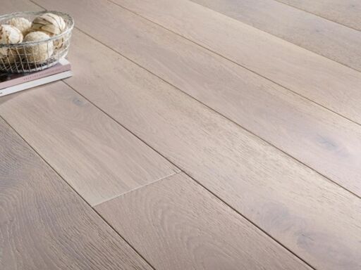 Chene White Oak Engineered Oak Flooring, Brushed, UV Lacquered, 190x20x1900mm