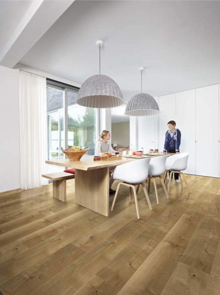 Balterio Grande Wide Classic Oak Laminate Flooring, 9 mm Image 1