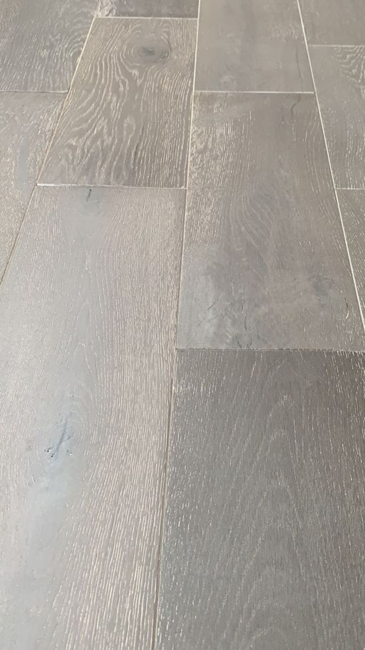 Chene Grey Oak Engineered Flooring, Brushed, UV Lacquered, RLx190x14mm Image 2