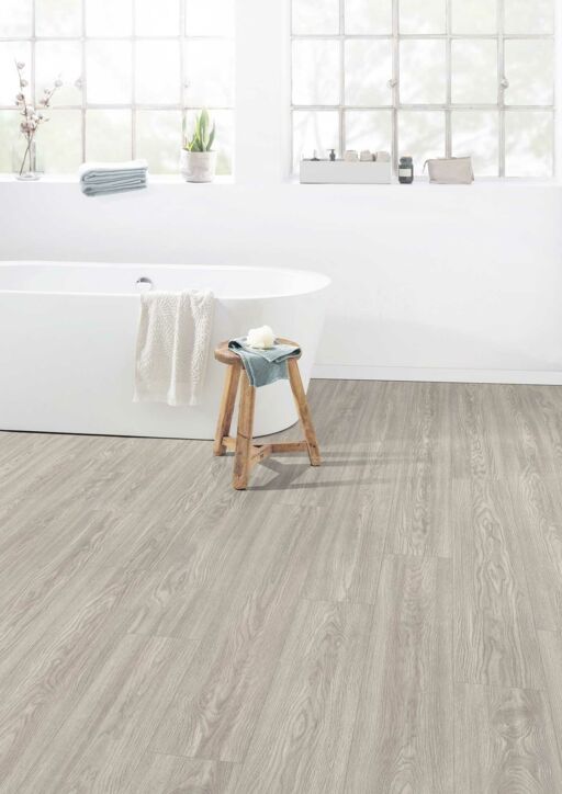 EGGER Classic Light Grey Soria Oak Laminate Flooring, 193x8x1291mm Image 2