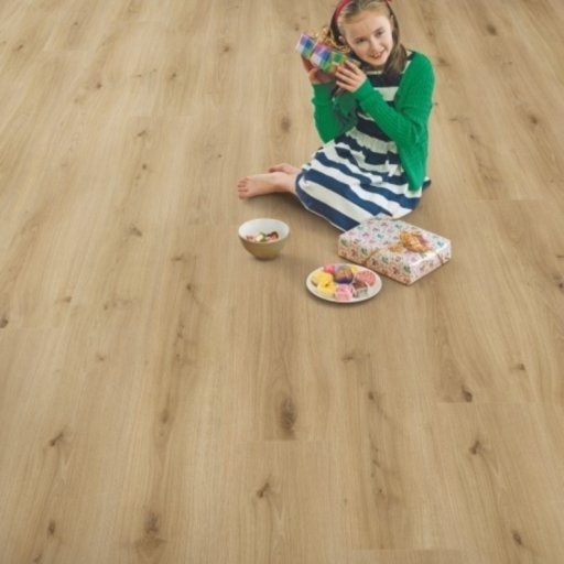 Elka Orchard Oak Laminate Flooring, 8 mm Image 1
