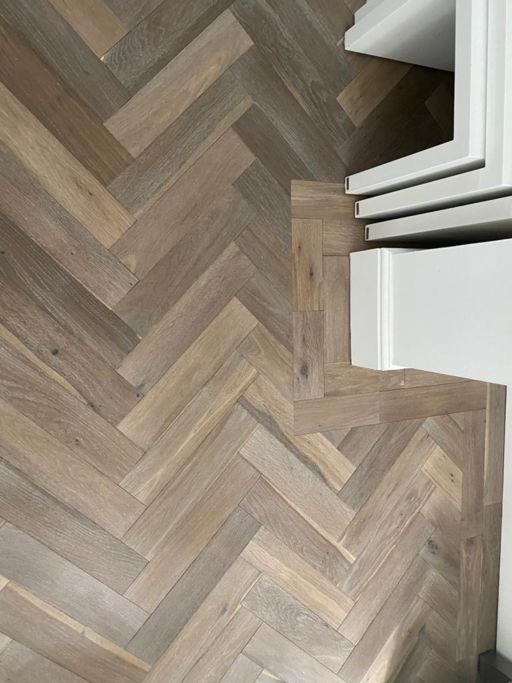 Evolve Smoked Grey American Engineered Oak Flooring, Herringbone, Natural, Brushed & Oiled , 90x15x400 mm Image 1