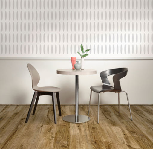 Lifestyle Chelsea Extra Premium Oak Laminate Flooring, 8 mm Image 2