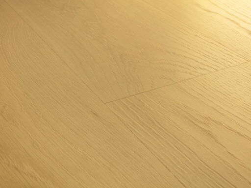 QuickStep CLASSIC Biscuit Brown Oak Natural Laminate Flooring, 8mm Image 3