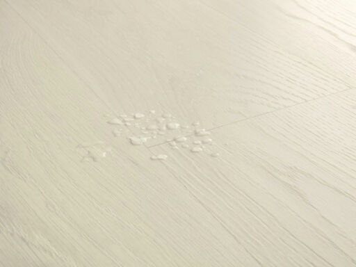 QuickStep CLASSIC Misty Grey Oak Laminate Flooring, 8mm Image 4