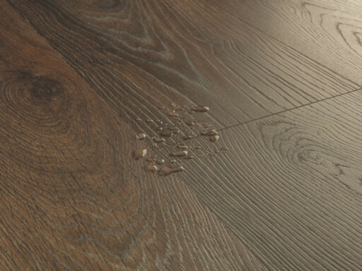 QuickStep CLASSIC Peanut Brown Oak Laminate Flooring, 8mm Image 2