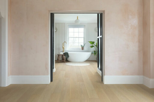 QuickStep Cascada Lily White Oak Engineered Flooring, Natural, Extra Matt Lacquered, 190x13x1820mm Image 3