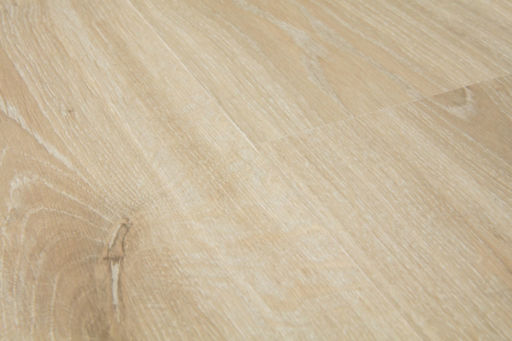 QuickStep Creo Tennessee Oak Light Wood Laminate Flooring, 7 mm Image 3