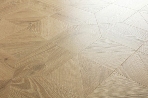 QuickStep Impressive Patterns, Royal Oak Natural Laminate Flooring, 8mm Image 3