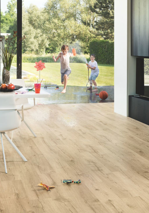 QuickStep Impressive Ultra Classic Oak Beige Laminate Flooring, 12mm Image 2