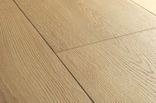 QuickStep Capture Brushed Oak Warm Natural Laminate Flooring, 9mm Image 3