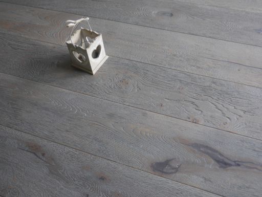 Tradition Antique Smoke Grey Engineered Oak Flooring, Distressed, Brushed & Oiled, 190x20x1900mm Image 5