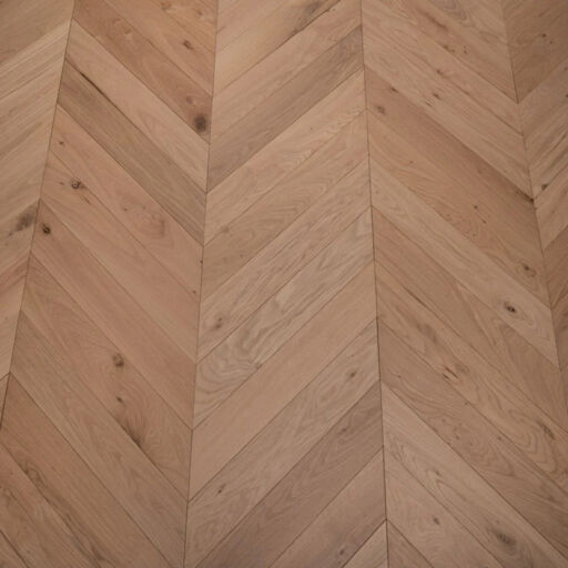 Tradition Chevron Engineered Oak Flooring, Natural, Invisible Oiled, 90x14x510 mm Image 2
