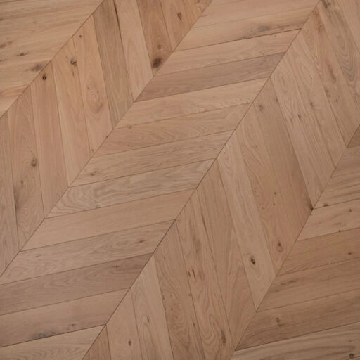 Tradition Chevron Engineered Oak Flooring, Natural, Invisible Oiled, 90x14x510 mm Image 4
