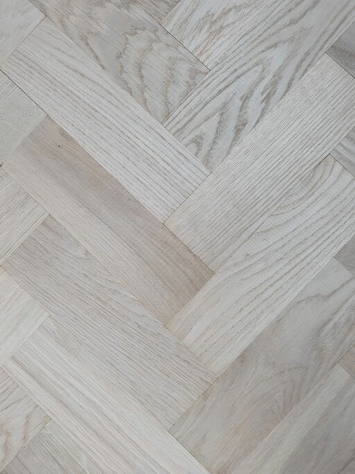 Tradition Classics Solid Oak Parquet Flooring Blocks, Unfinished, Prime, 70x22x230mm Image 1