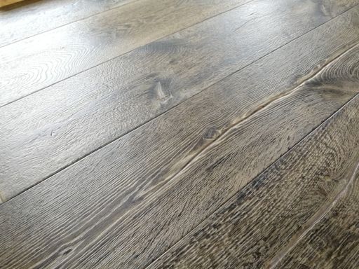 Tradition Deluxe Engineered Oak Flooring, Rustic, Distressed, 220x15x2200 mm Image 1