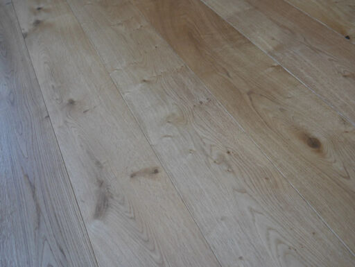 Tradition Engineered Oak Flooring, Natural, Brushed & Oiled, 220x15x2200mm Image 3