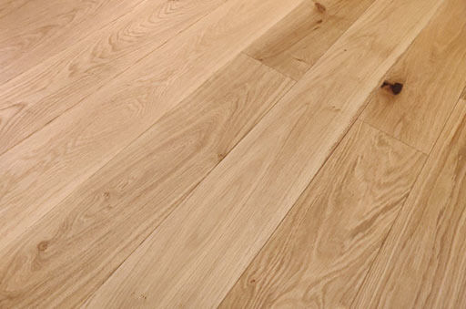 Tradition Engineered Oak Flooring Rustic, Natural Oiled, 165x20x1900 mm Image 3