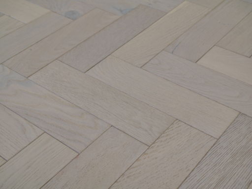 Tradition Engineered Oak Herringbone Flooring, White Brushed, Matt Lacquered, 80x18x300 mm Image 4