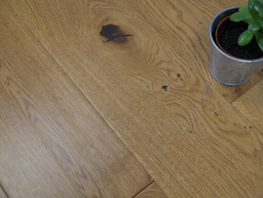 Tradition Golden Engineered Oak Flooring, Natural, Handscraped, Lacquered, 190x14x1800mm Image 3