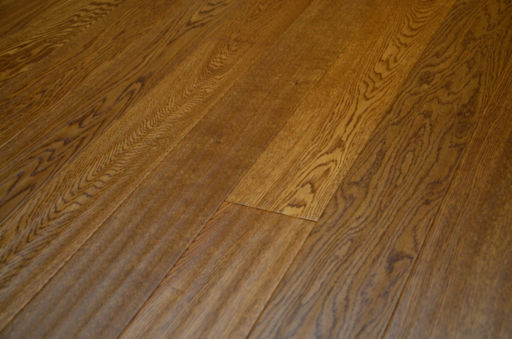 Tradition Golden Oak Engineered Flooring, Rustic, Handscraped Lacquered, 127x10x1200x mm Image 4
