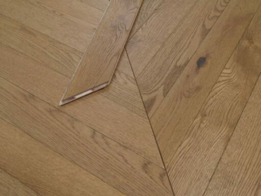 Tradition Smoked Stained Chevron Engineered Oak Flooring, Natural, 90x15x750mm Image 3