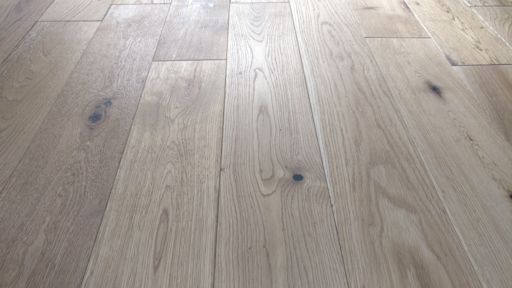 Tradition Solid Oak Hardwood Flooring, Rustic, Brushed & Oiled, 125x18x1800 mm Image 2