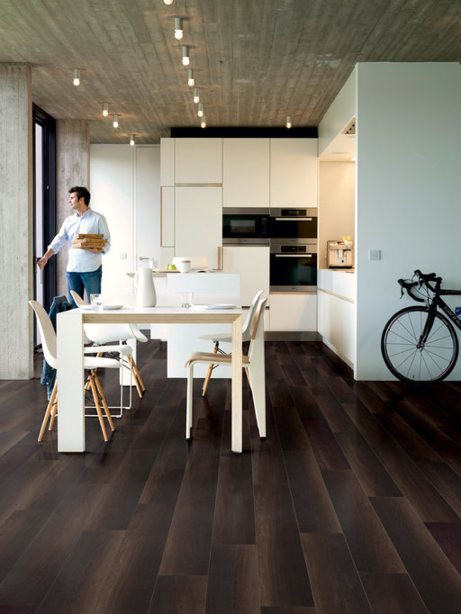 QuickStep Perspective Wide Fumed Oak Dark Planks 2v-groove Laminate Flooring 9.5 mm Image 1