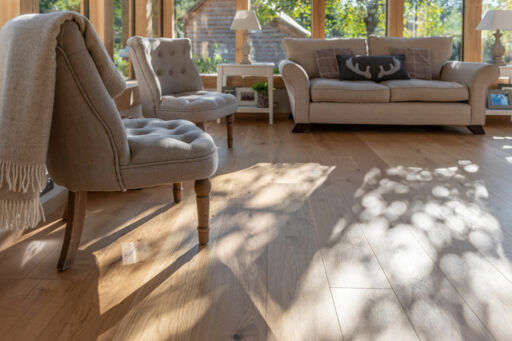 V4 Deco Plank, Natural Oak Engineered Flooring, Rustic, UV Oiled, 190x14x1900mm Image 4