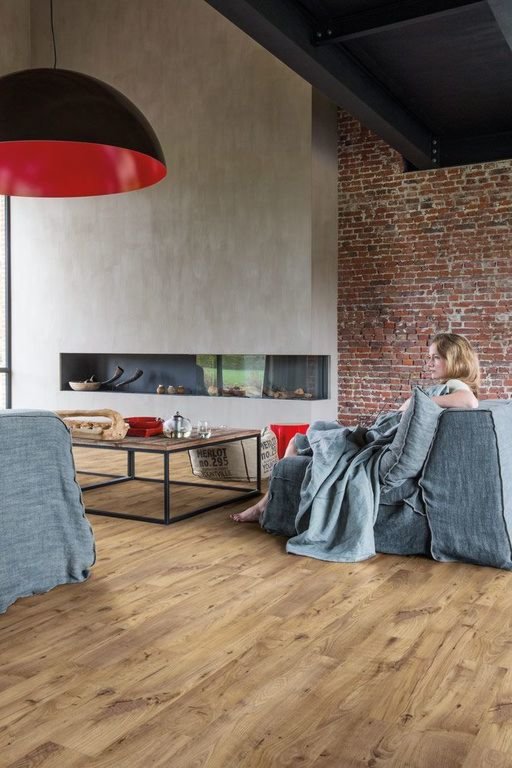 QuickStep Livyn Balance Click Plus Vintage Chestnut Natural Vinyl