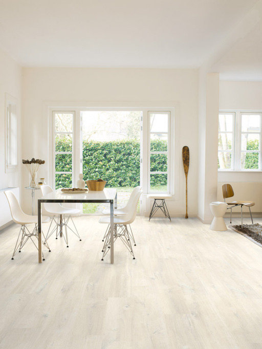 QuickStep Creo Charlotte Oak White Laminate Flooring, 7 mm