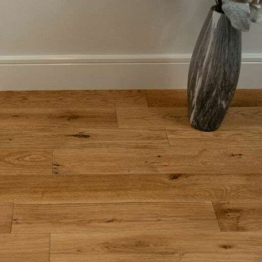 Evergreen Richmond Engineered Oak Flooring, Brushed & Oiled, 125x18xRL Image 2
