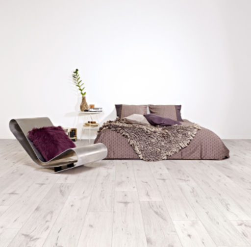 Lifestyle Chelsea Extra Loft Oak Laminate Flooring, 8 mm