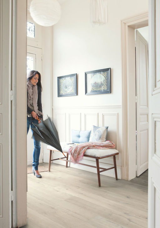 QuickStep Impressive Soft Oak Light Laminate Flooring, 8 mm