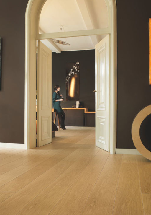 QuickStep LARGO Natural Varnished Oak 4v Planks Laminate Flooring 9.5 mm