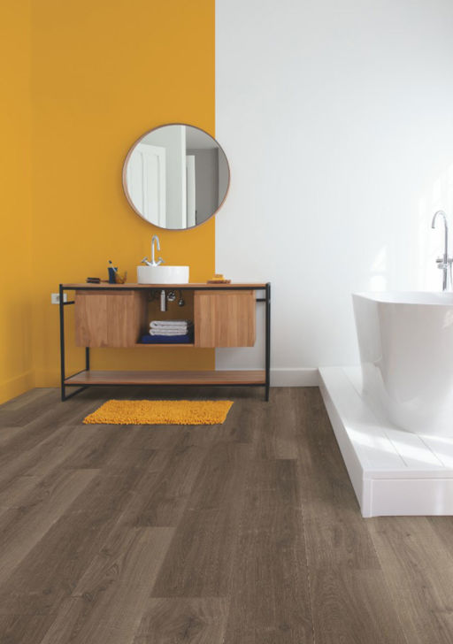 QuickStep Capture Brushed Oak Brown Laminate Flooring, 9mm