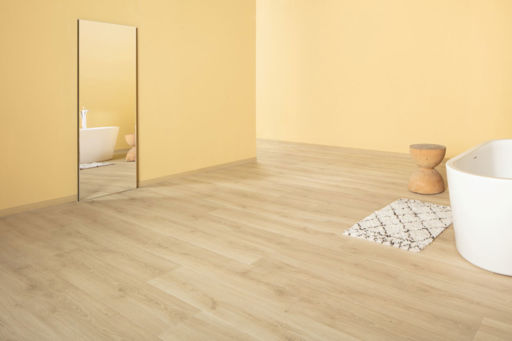 QuickStep Capture Brushed Oak Natural Laminate Flooring, 9mm Image 3