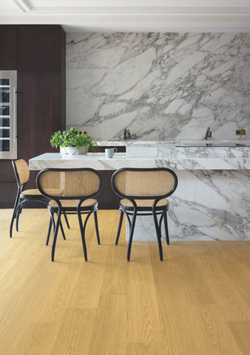 QuickStep Capture Natural Varnished Oak Laminate Flooring, 9mm