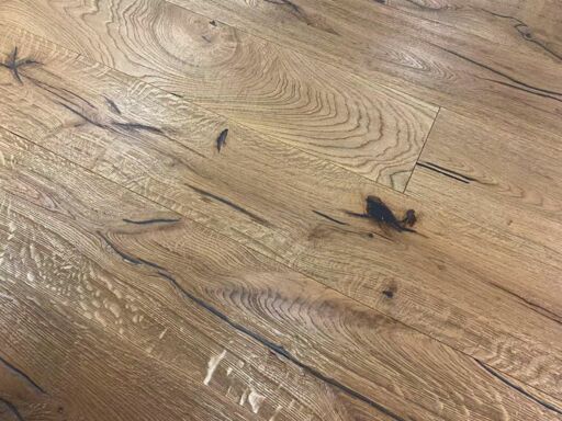 Tradition Antique Engineered Oak Flooring, Golden, Distressed, Brushed, 220x15x2200mm