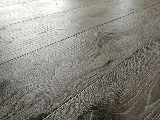 Tradition Deluxe Engineered Oak Flooring, Rustic, Distressed, 220x15x2200mm Image 2