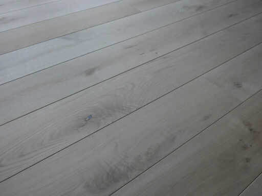 Tradition Engineered Oak Flooring, Natural, Unfinished 190x20x1900mm