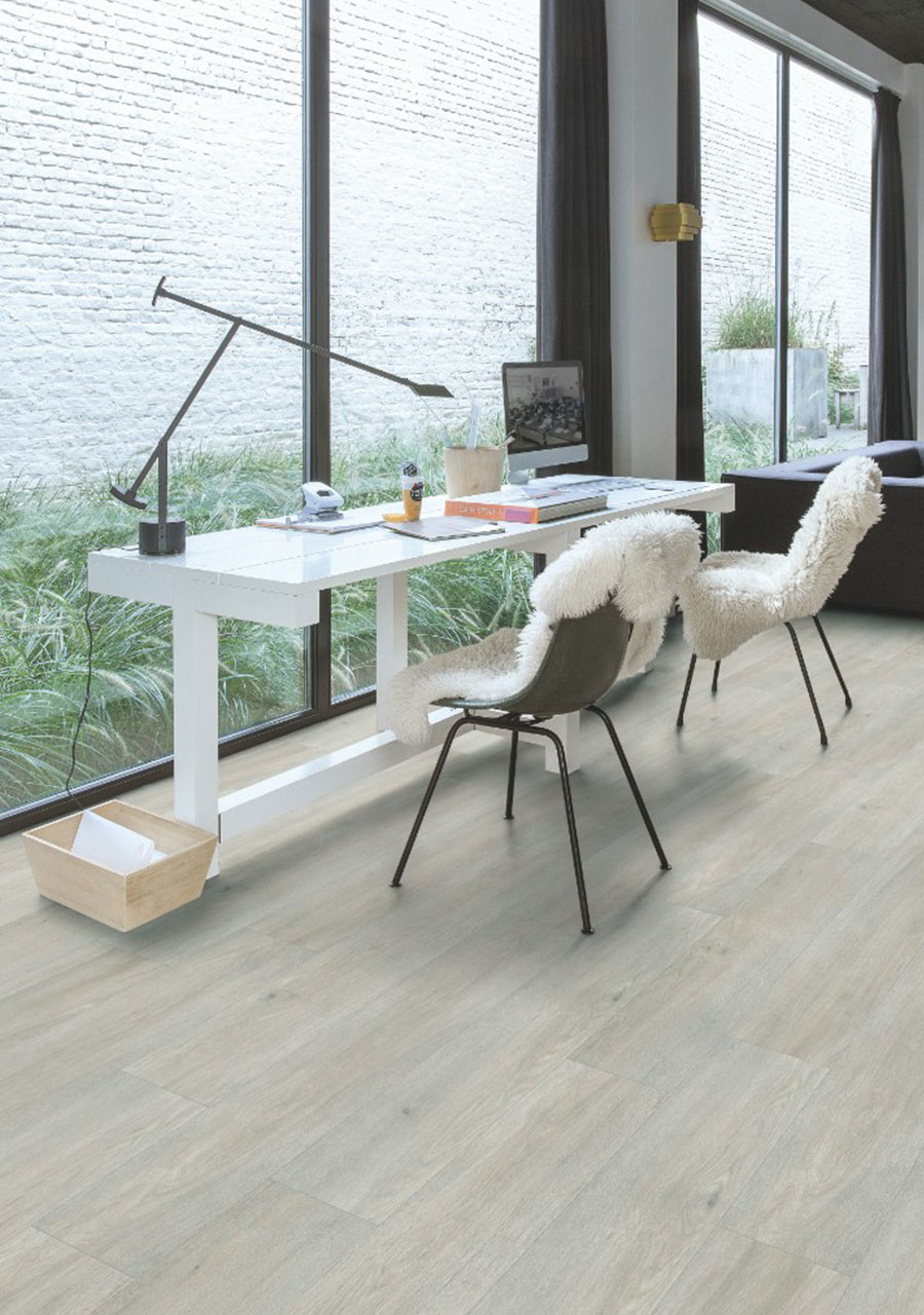 QuickStep Livyn Balance Click Plus Silk Oak Light Vinyl Flooring