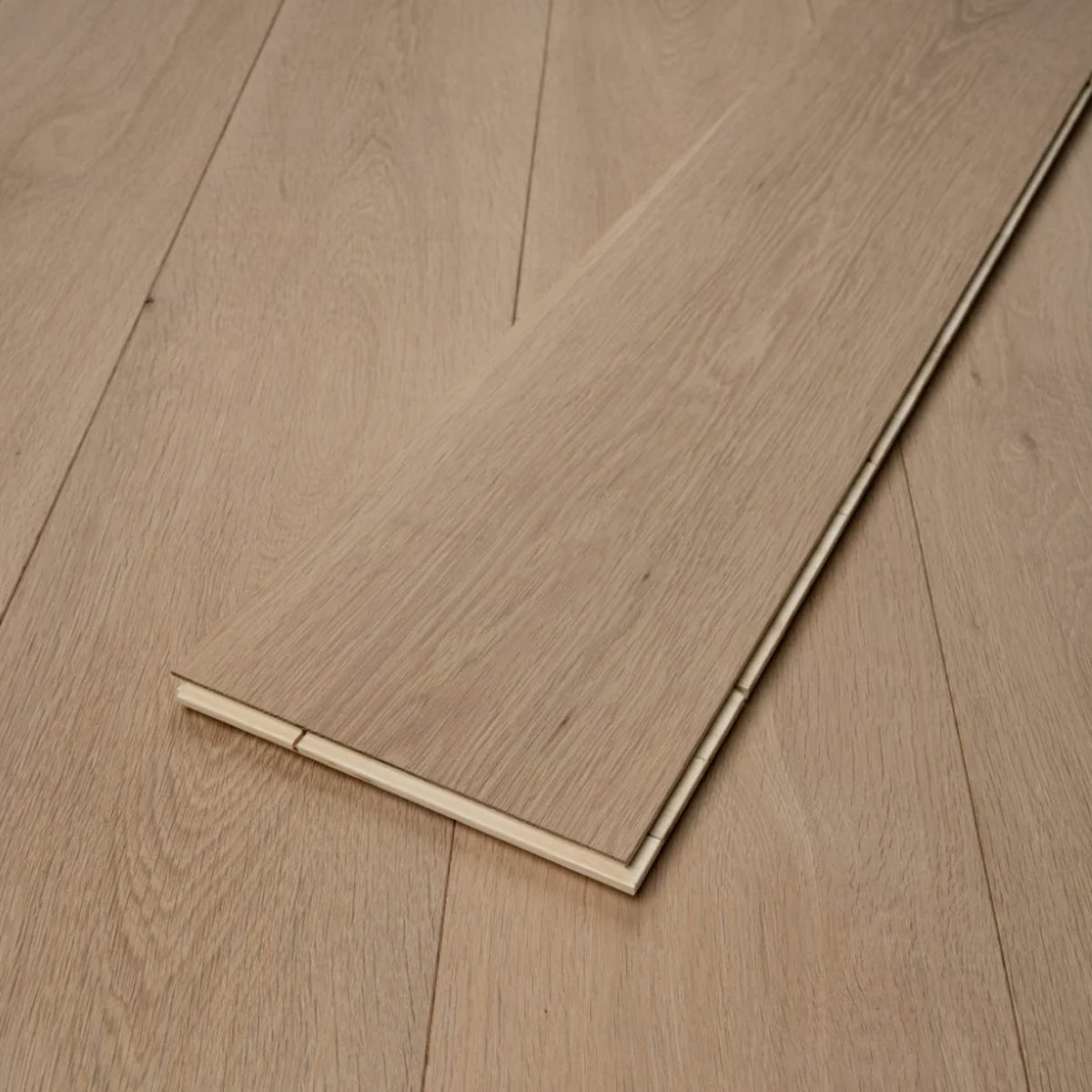 Tradition Unfinished Oak Engineered Flooring, Prime, 190x14x1900mm
